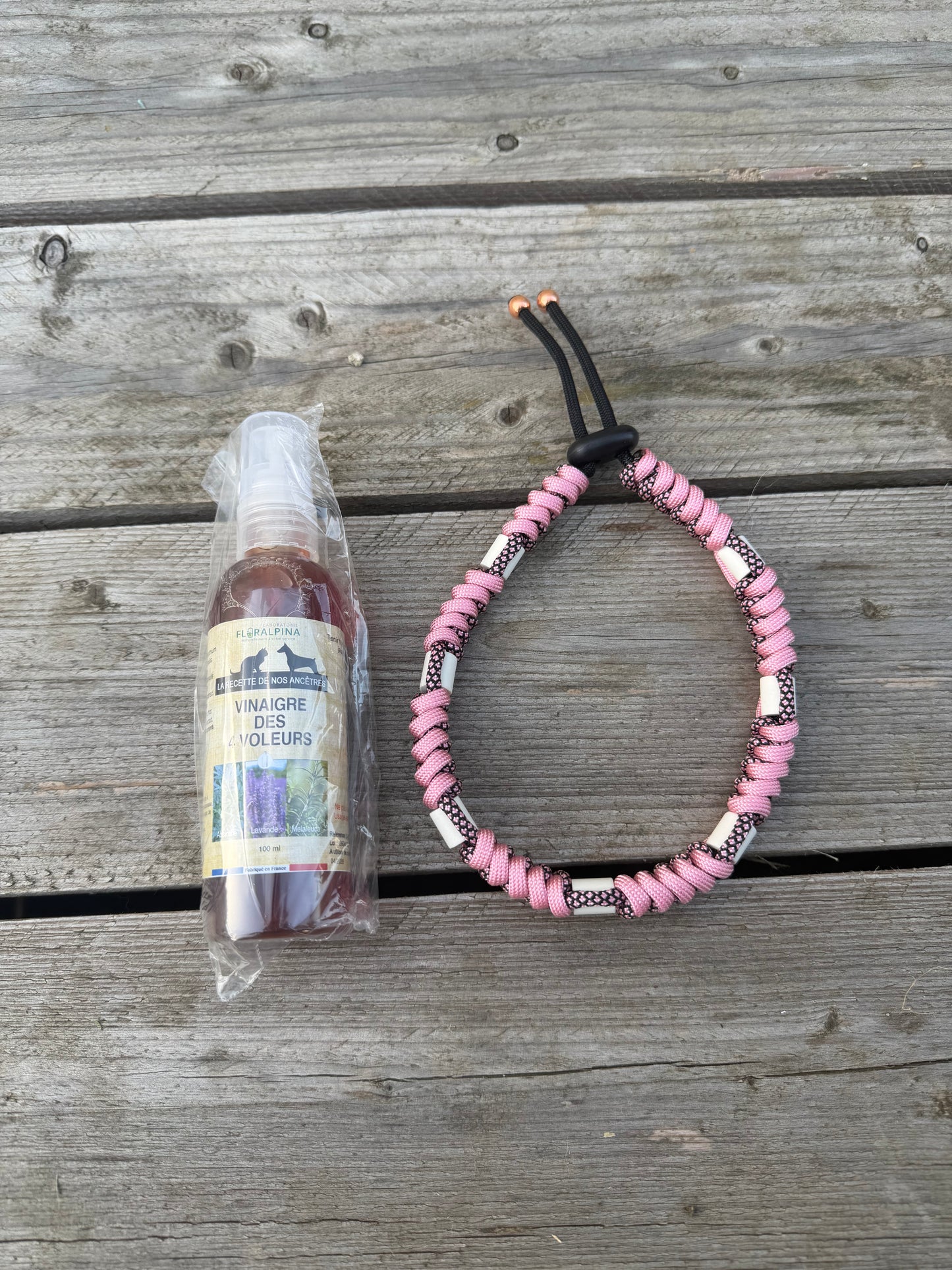 Pack anti-parasitaire (collier anti-tiques naturel + vinaigre des 4 voleurs)