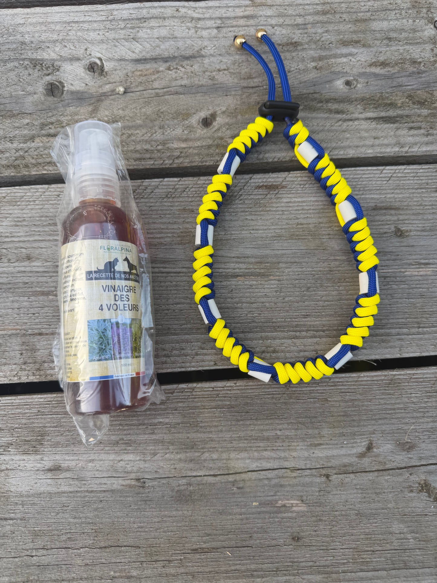 Pack anti-parasitaire (collier anti-tiques naturel + vinaigre des 4 voleurs)