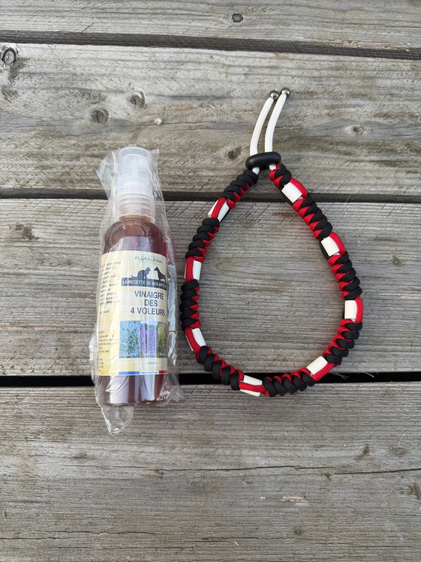 Pack anti-parasitaire (collier anti-tiques naturel + vinaigre des 4 voleurs)