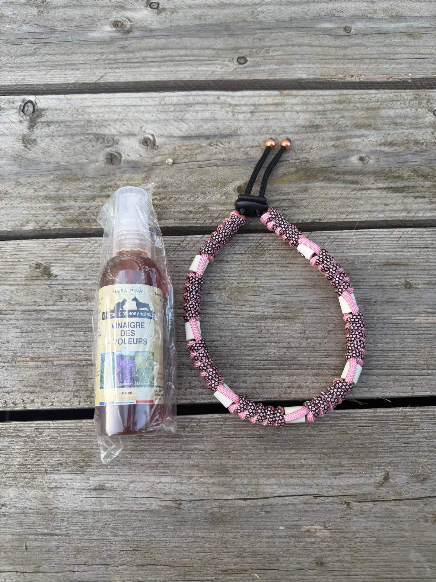 Pack anti-parasitaire (collier anti-tiques naturel + vinaigre des 4 voleurs)