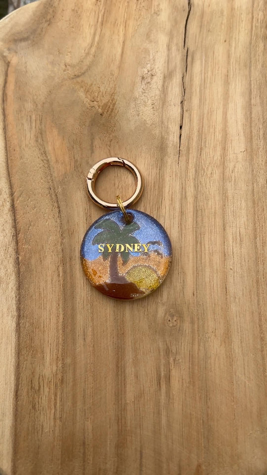 Médaille chien personnalisée "Coucher de soleil" 🌞
