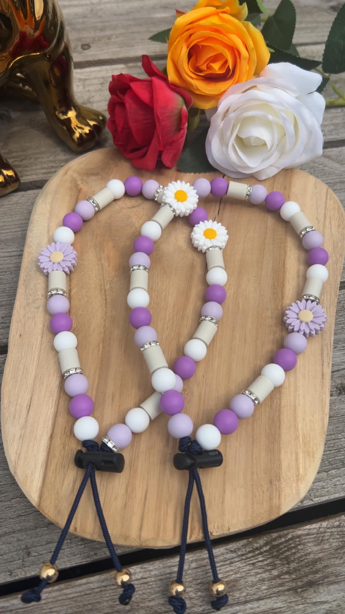 Collier anti-tique chien naturel en céramique EM lilas et violet pastel