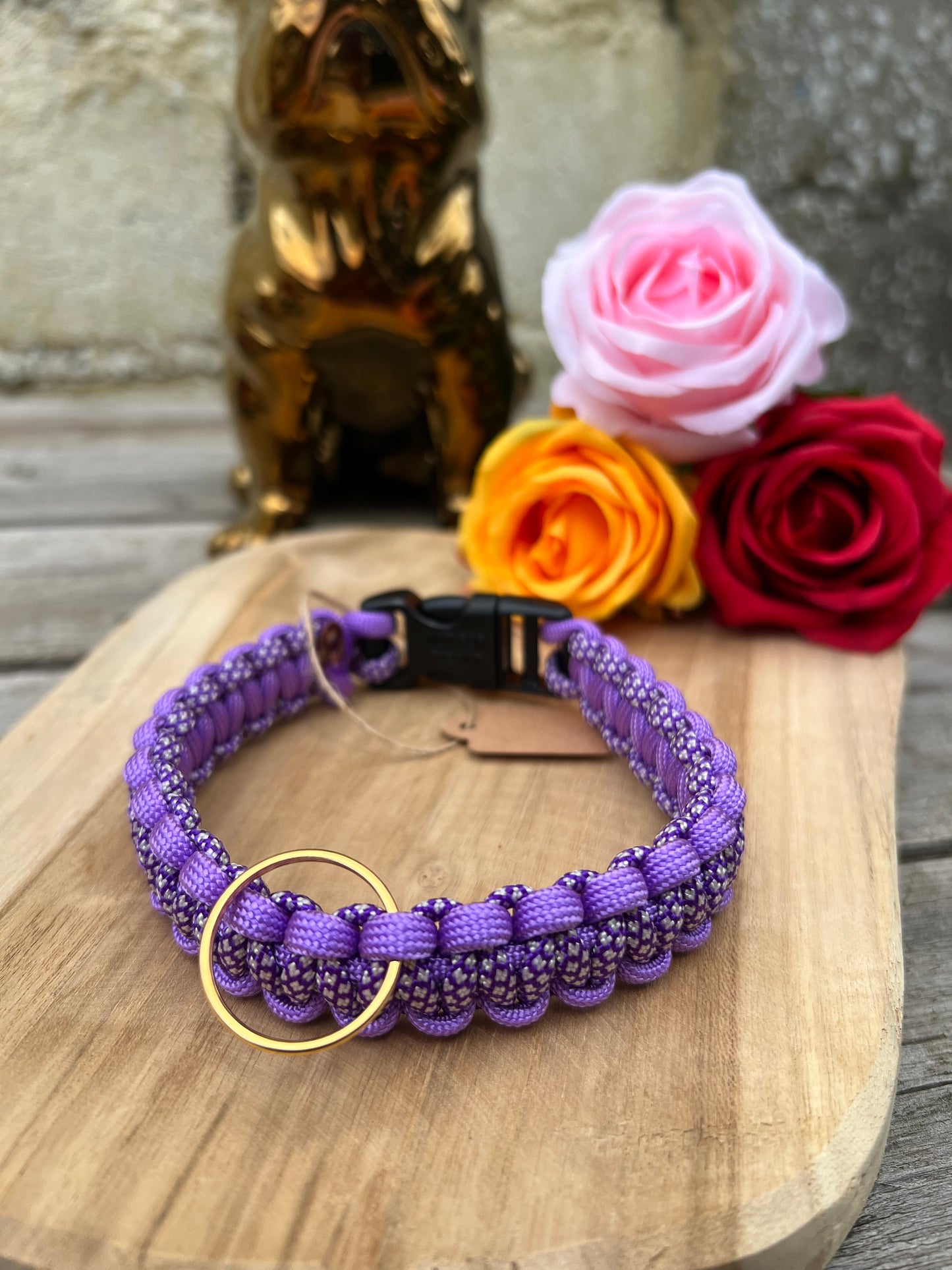 Collier sur mesure en paracorde modèle COBRA violet et lilas pour chiot, petit chien ou chat