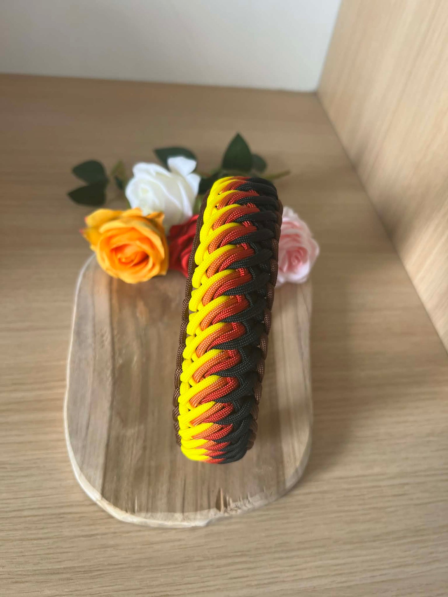 Collier en paracorde pour chien Flamme Sauvage fait main solide