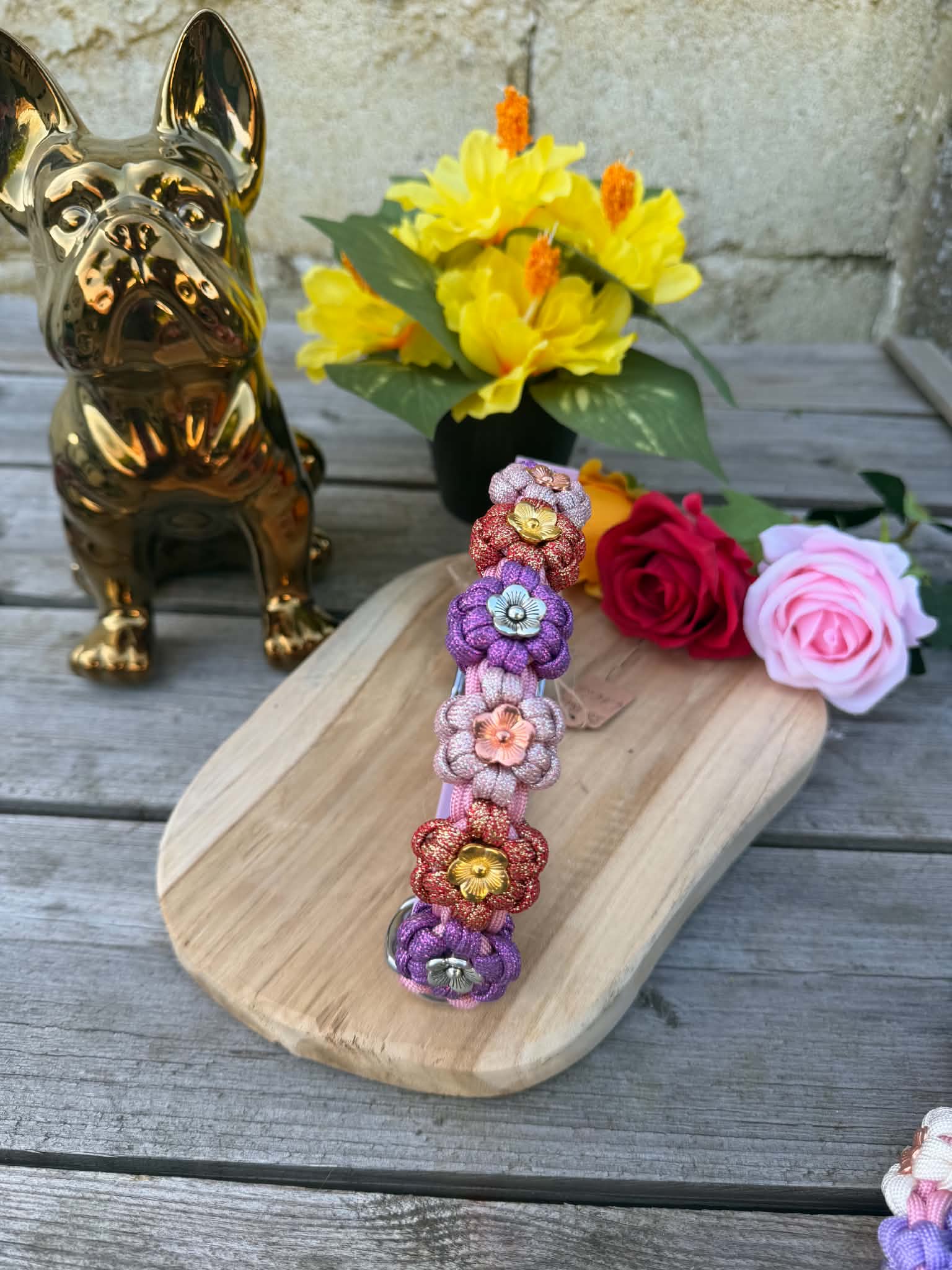Collier pour chien en paracorde modèle FLORAL tressage rose paillette