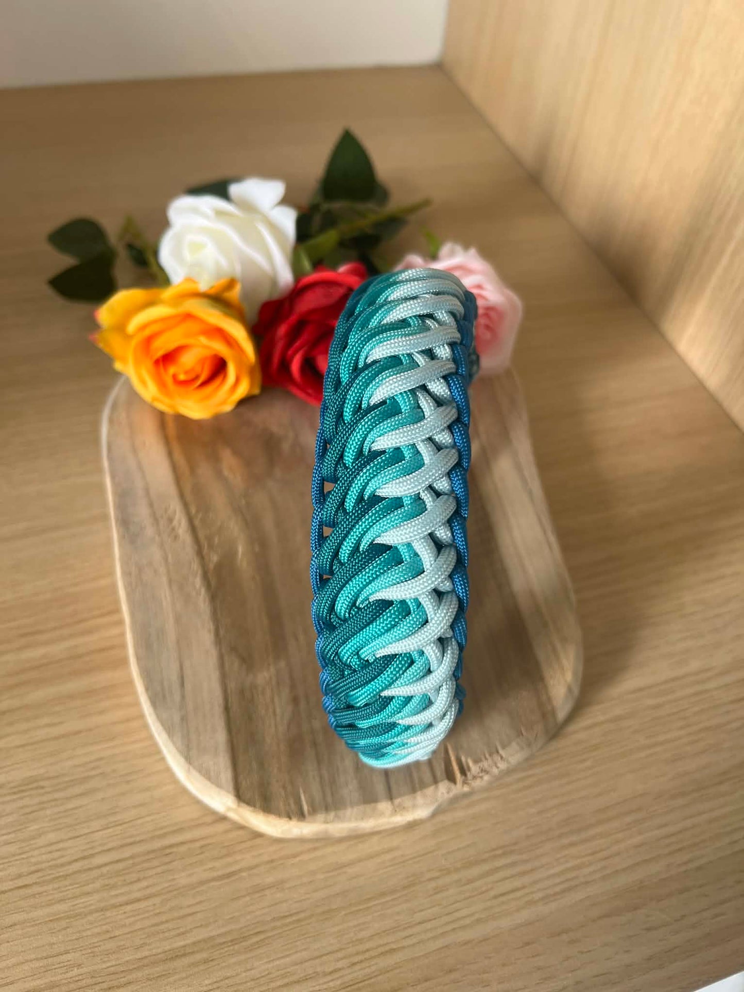 Collier en paracorde pour chien Océan bleu dégradé fait main solide et résistant