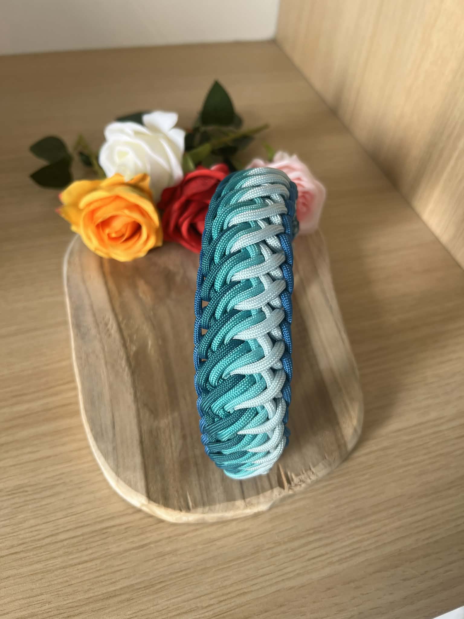 Collier en paracorde pour chien Océan bleu dégradé fait main solide et résistant