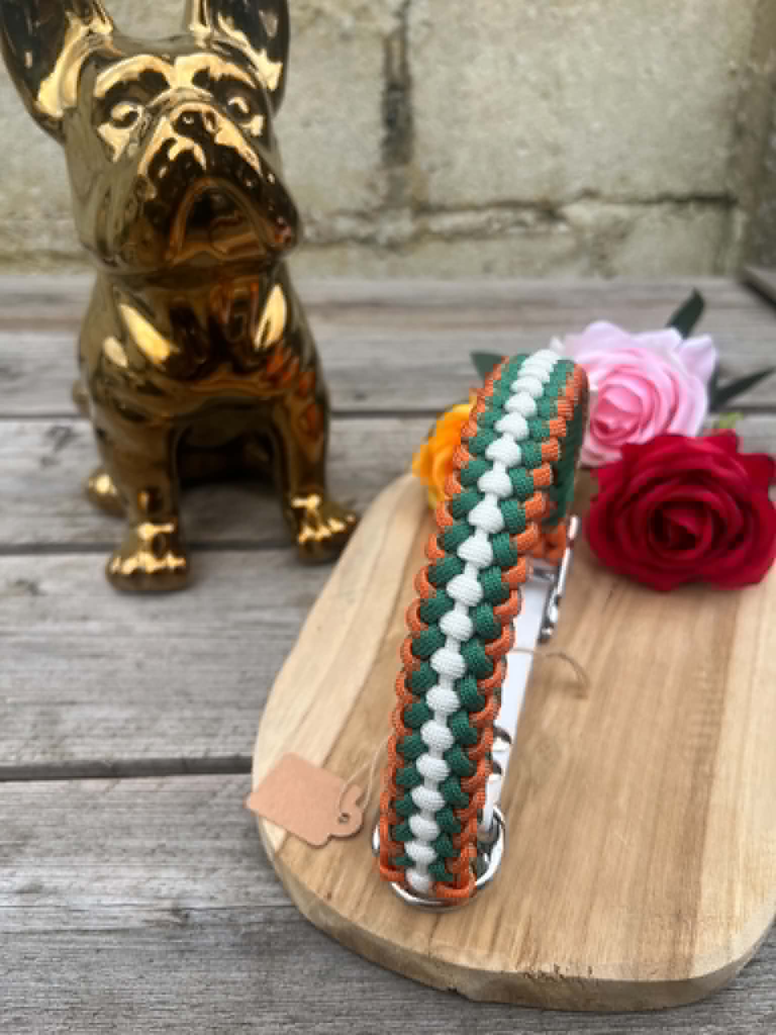 Collier léger en paracorde modèle SLIM tressage fin orange, blanc et vert pour petit chien