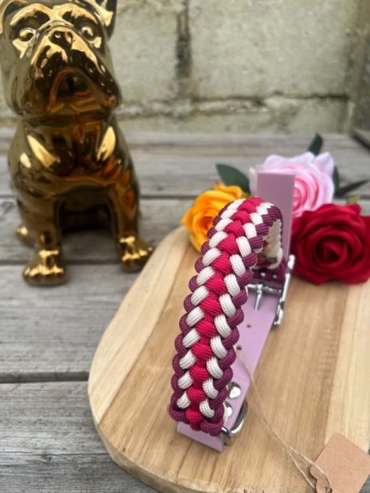 Collier artisanal en paracorde modèle SLIM coloris violet et rose pour chien
